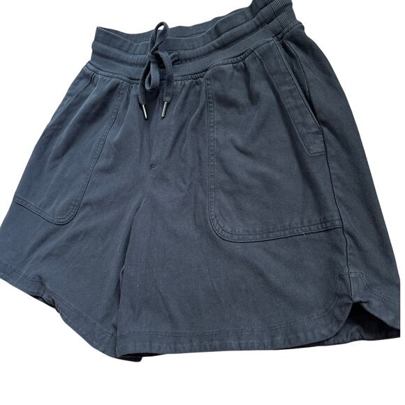 Athleta Elastic Waist Drawstring Farallon Midi Shorts Black Size Small Petite - Picture 6 of 8